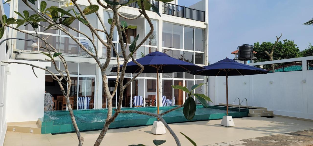 White Sand Villa - Beach Front 希克杜沃 外观 照片