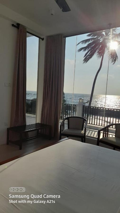 White Sand Villa - Beach Front 希克杜沃 外观 照片