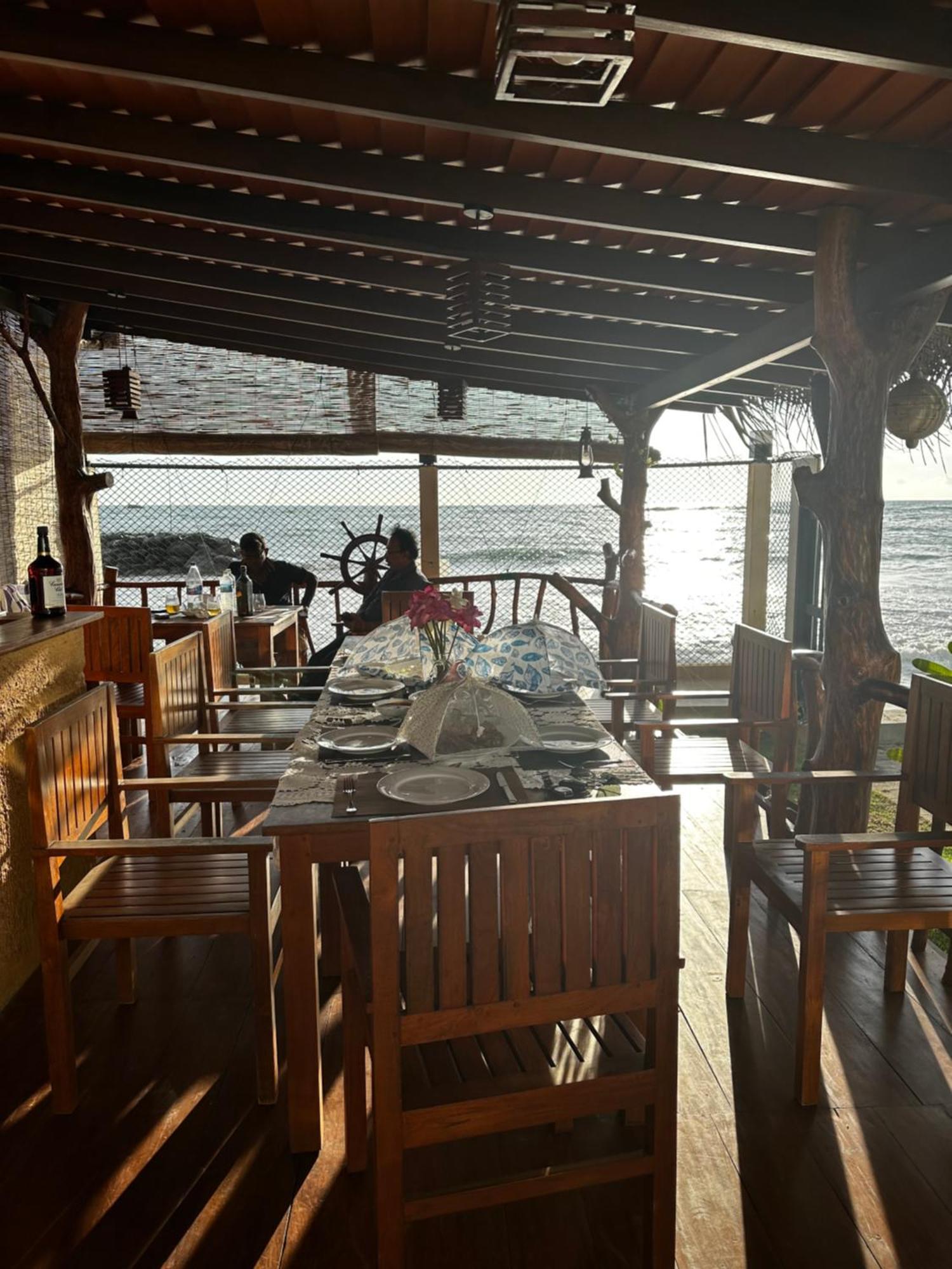 White Sand Villa - Beach Front 希克杜沃 外观 照片