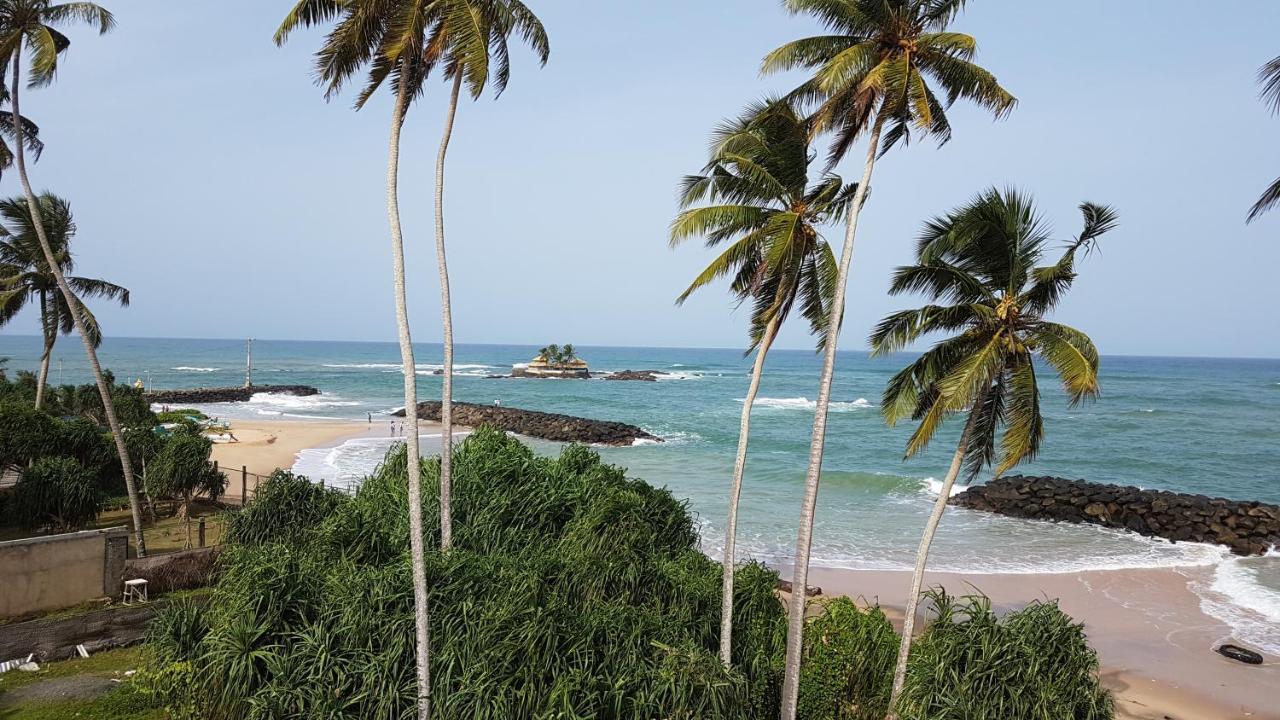 White Sand Villa - Beach Front 希克杜沃 外观 照片